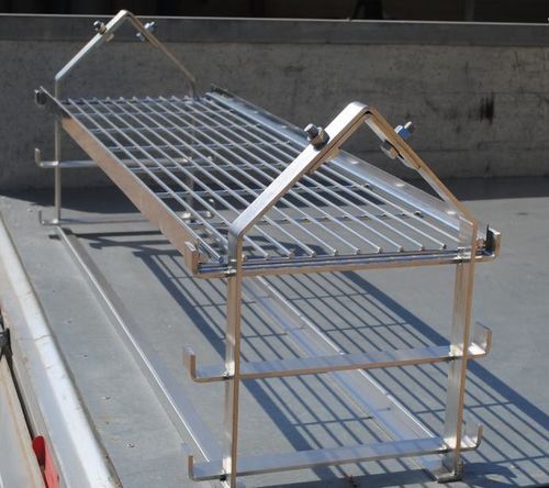 Latest company news about 20 buah rak BBQ stainless steel ke Reunion
