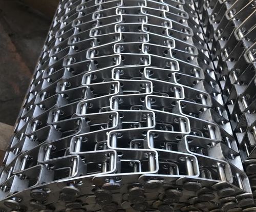 Latest company news about Flat wire conveyor mesh belt ke Spanyol 30meters