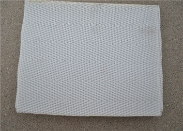 Sabuk Mesh Polyester Tahan Suhu Tinggi Dengan Putih Digunakan Untuk Limbah