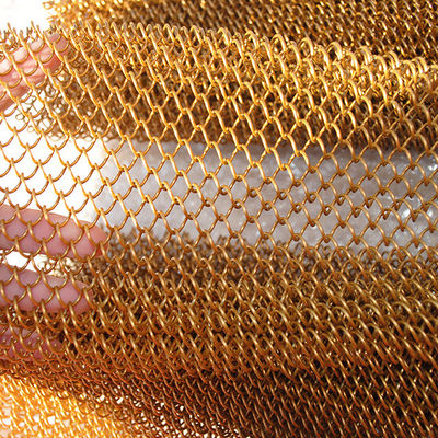 Harga yang bagus Emas Stainless Steel Berlian Bentuk Mesh Logam Dekoratif Untuk Tirai Atau Dekorasi on line