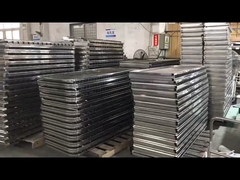 Pabrik Kereta Baja Karet Karet