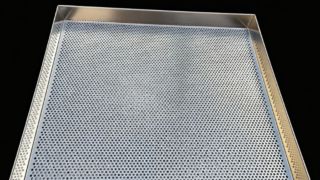 Logam Aman untuk Makanan 60X40 600X800 Loyang Aluminium Loyang Roti 304 Baja Tahan Karat Wire Mesh Perfo