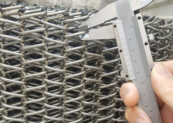 Anti korosi Wire Mesh Conveyor Belt 15-25mpa Kekuatan tarik Panjang 1m-100m