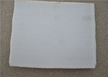 Harga yang bagus Sabuk Mesh Polyester Tahan Suhu Tinggi Dengan Putih Digunakan Untuk Limbah on line