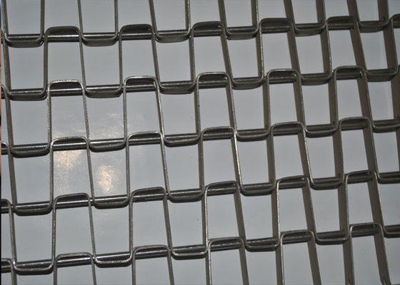 304 Stainless Steel Wire Mesh Datar Conveyor Belt memuat barang-barang berat