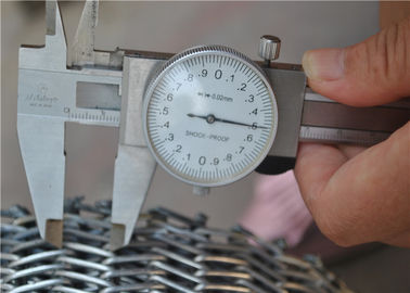Harga yang bagus Kekuatan Tinggi Wire Mesh Flat Flex Spiral Conveyor Belt Tahan Panas on line