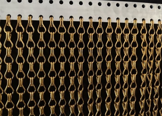 Aluminium Berwarna-warni Double Hook Chain Link Mesh Curtain / Dekoratif Metal Mesh Curtain Chain Drapery Fabric