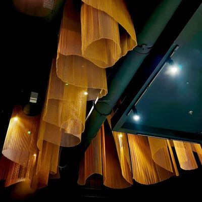 Kain Gorden Rantai Logam Kumparan Aluminium yang Disesuaikan untuk Batang Layar Langit-langit