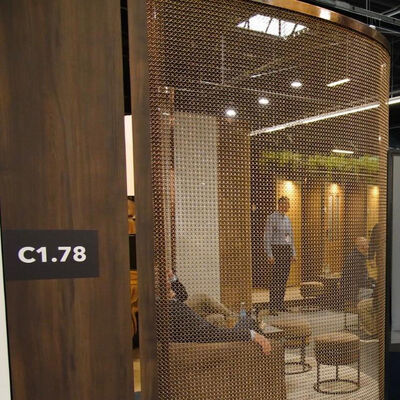 Harga yang bagus Ukuran Khusus Warna Emas Logam Dekoratif Cincin Stainless Steel Kain Tirai Mesh on line