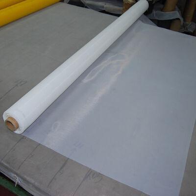 Harga yang bagus Polyester Screen Printing Mesh menawarkan rentang mesh yang luas dari 20 hingga 500 mesh yang memungkinkan kontrol yang tepat atas penyaringan dan pencetakan on line