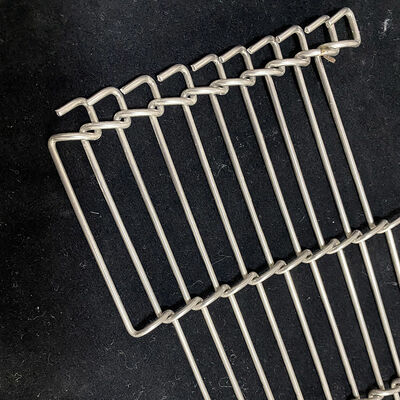 Harga yang bagus 316 Baja Tahan Karat Bentuk Z Enrober Tangga Rantai Jaring Kawat Datar Mesin Pelapis Coklat Sabuk Konveyor Pizza Oven Enrobing on line