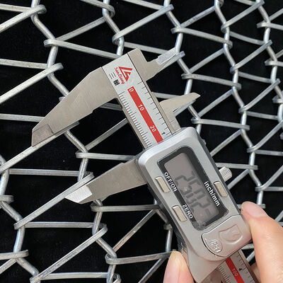 Pengering baja Karbon Galvanis Logam tahan panas Sabuk konveyor serpihan kayu Wire Mesh Datar