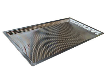 Harga yang bagus 600 * 400mm 5mm Lubang Stainless Steel Baking Tray Berlubang Untuk Roti / Biskuit on line