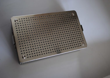 Harga yang bagus 34x25x6 cm Keranjang Penyimpanan Kawat Logam Berlubang Instrumen Bedah on line