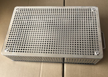 Harga yang bagus Keranjang Kawat Logam Autoclave Stainless Steel Berlubang Untuk Sterilisasi Medis on line